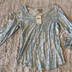 LUCKY BRAND top